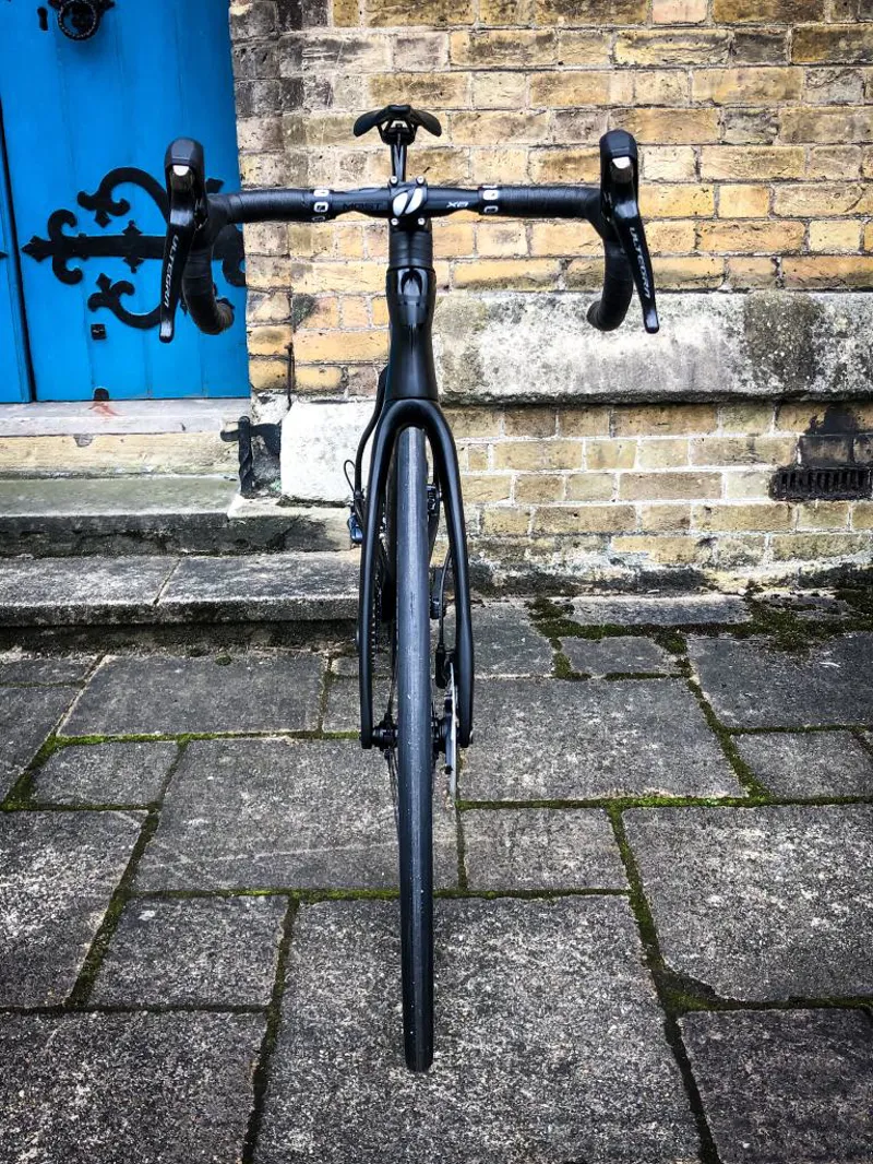 Pinarello Dogma F12 DISC Ultegra Road Bike in Black : 430 : BOB-4